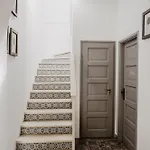 Feszek -etel Es Hotel-zanka Hotel
