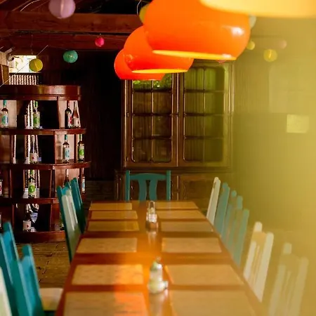 Feszek -etel Es Hotel-zanka 酒店 Zánka
