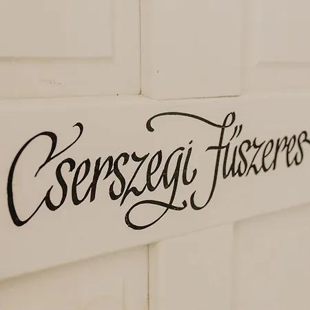 Feszek -etel Es Hotel- Hotel Balatonszárszó