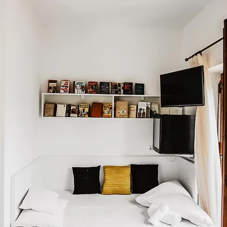 فندق Feszek -etel Es Hotel-