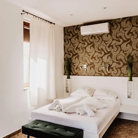酒店 Feszek -etel Es Hotel-zanka Zánka