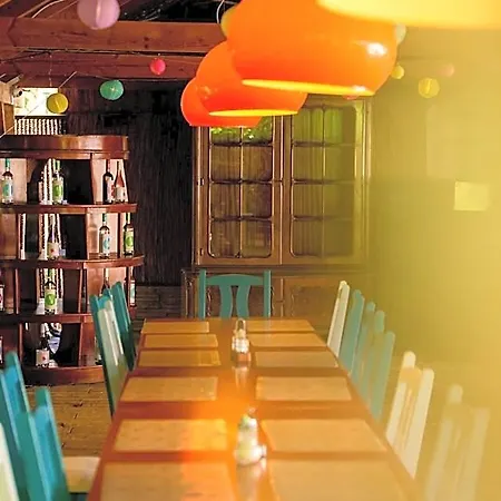 Feszek -etel Es Hotel-zanka 酒店 *