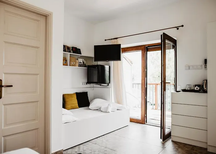Ξενοδοχείο Feszek -etel Es Hotel-bed & Breakfast - Bike Point *
