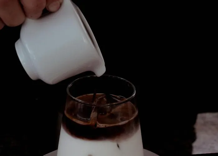 Feszek -etel Es Hotel- Balatonszemes